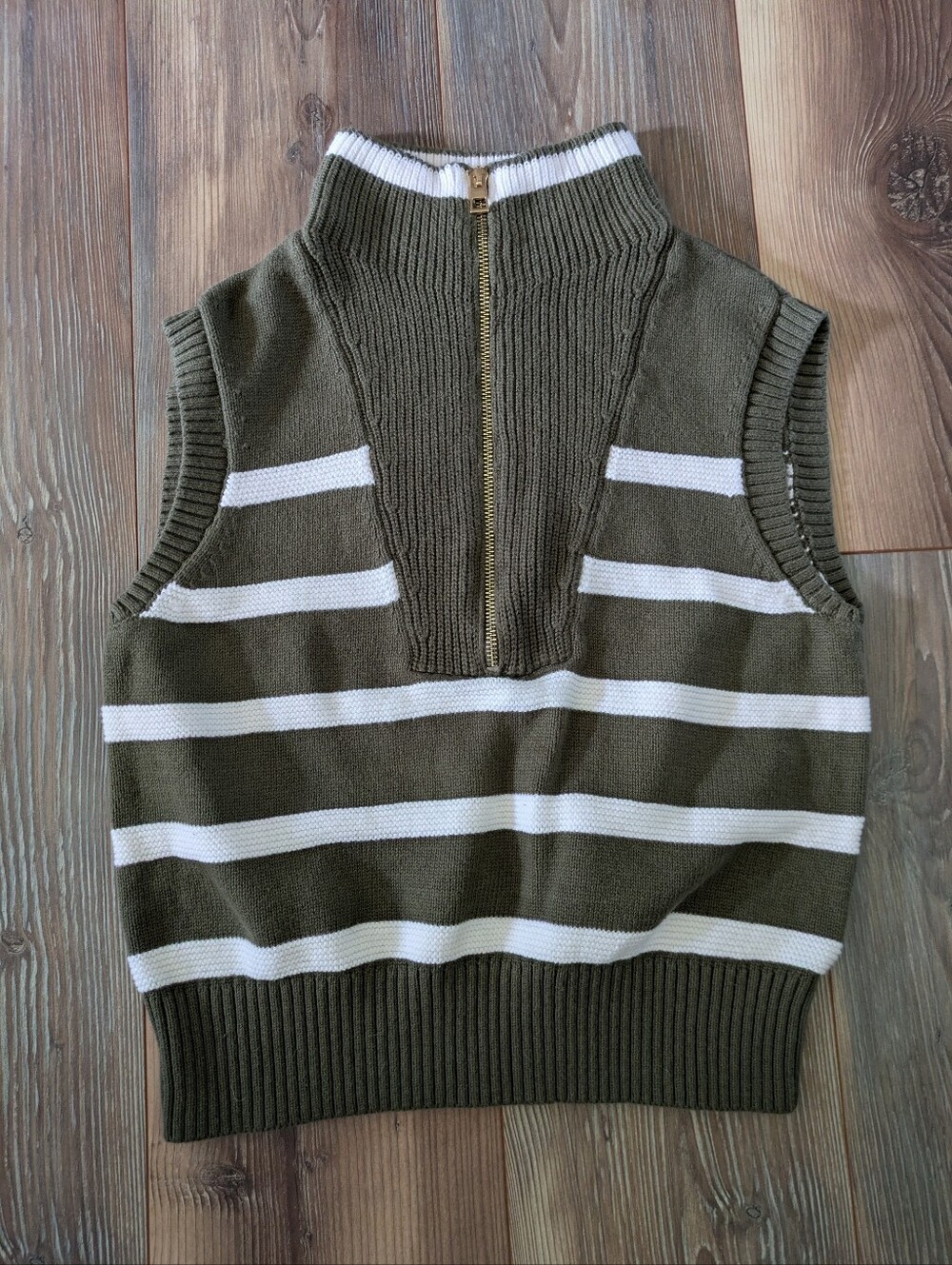 Talbots Olive Green & Ivory White‎ Striped Sleeveless Half Zip Sweater Vest XS